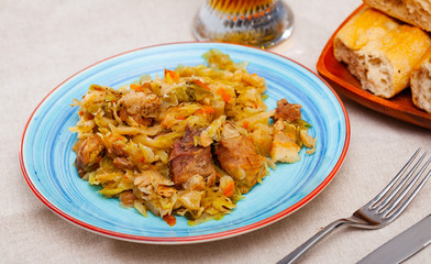Cabbage stewed with pork meat