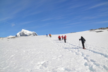 Fototapeta na wymiar Viaje expedicion Antartida