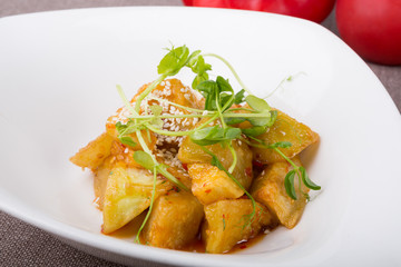 Fried zucchini salad