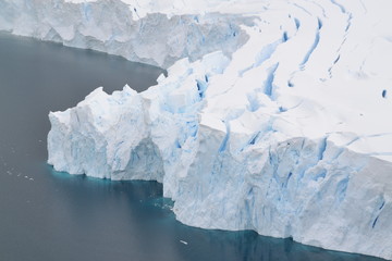 Fototapeta na wymiar Viaje-Expedición Antartida