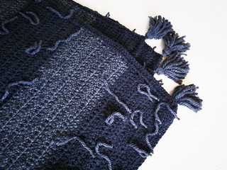 plaid, knitting, grey, black, tassels3