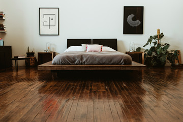 Cozy minimal bedroom