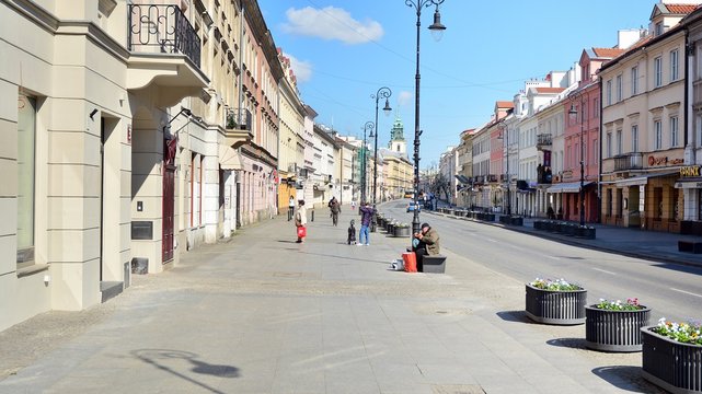 Fototapeta The streets and main places of remain deserted due to the coronavirus health emergency. The city empties itself of tourists and people. Stop coronavirus.