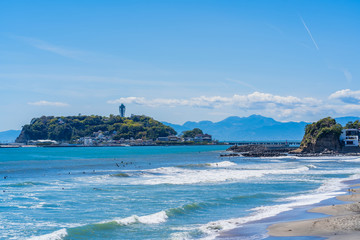 Naklejka premium 湘南 江ノ島 七里ヶ浜から望む