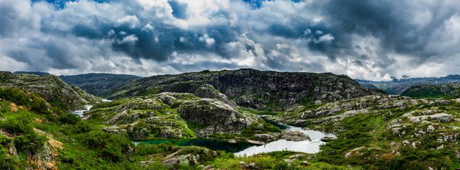 Fototapeta na wymiar Berglandschaft in Rogaland in Norwegen