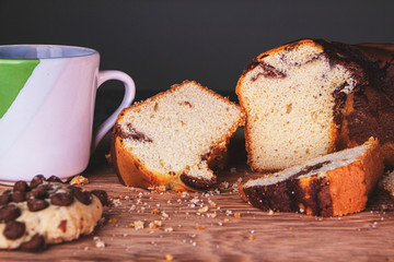 Coffee, cake, cookies, a fdelicia to start the day