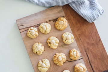Traditional Chinese Almond Cookies