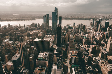 Obraz premium New York City, NY, USA - 04/16/2019: Empire State Building view