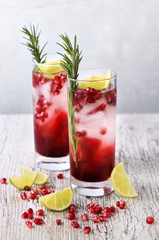 cocktail Pomegranate with lime