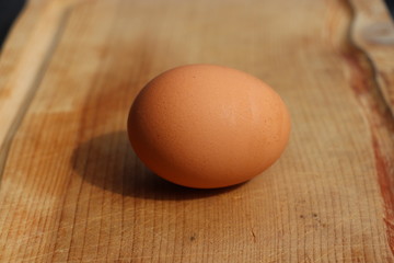 egg on chopping board