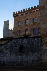 Fototapeta na wymiar Medieval architecture in San Gimignano