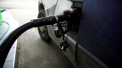 Filling diesel in the vehicle