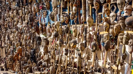 Magasin de masques africains