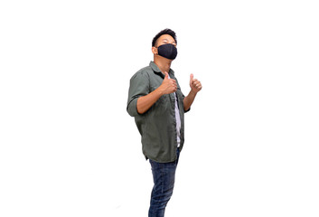 An Asian short hair man wears black mask.