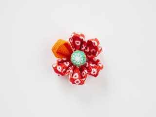 つまみ細工の花