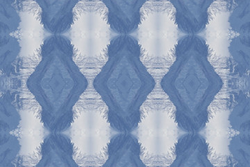 Patterned wallpaper