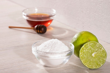 Homemade mask made of honey, lemon and baking soda