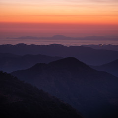 Amanecer en la sierra gorda de Queretaro, en el mirador de cuatro palos