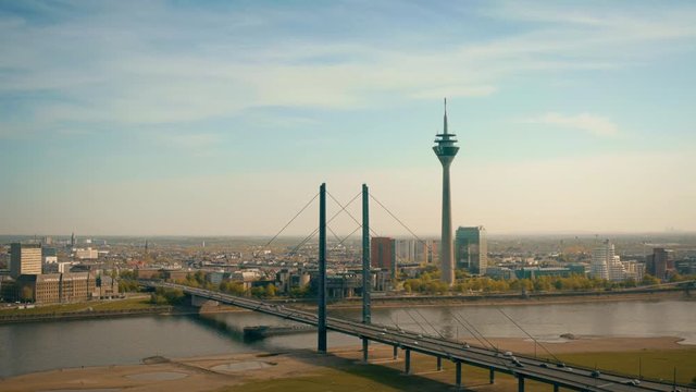 Blick &uuml;ber D&uuml;sseldorf - Aerial 06