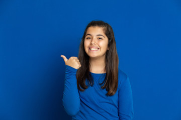 Fototapeta premium Adorable preteen girl with yellow jersey