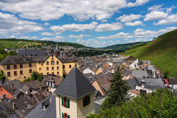 Fototapeta premium panoramic view of the old town, Bernkastel-Kues Germany