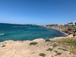 Fototapeta na wymiar view of the coast of crete