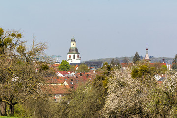 Fototapeta na wymiar Winnenden Stadtkirche und Torturm vom Stöckach
