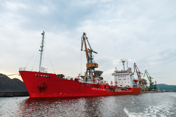 Fototapeta premium Loading operations of a bulk carrier in port of Varna