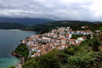 Naklejka na ściany i meble Lastres, pueblo costero de Asturias en España