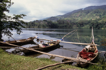 Barque de pêcheurs, Lac Kivu, République démocratique du Congo, Rwanda