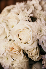 Focus sur des fleurs blanches