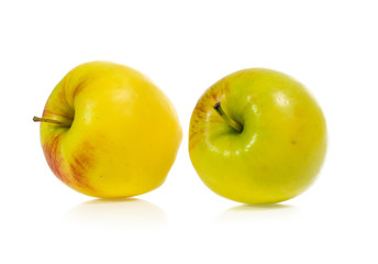 yellow apples isolated