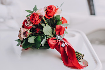 bouquet of red roses