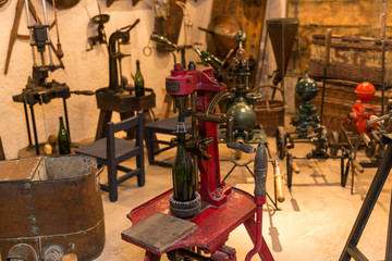 Ancien système de mise en bouteille pour le champagne