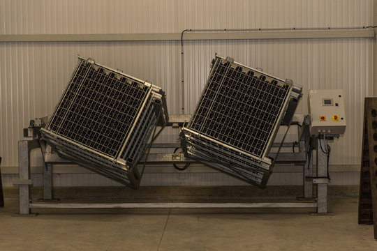 The machine used in the production of sparkling wine