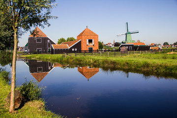 Fototapeta na wymiar holland windmild 