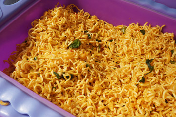 Instan fried noodle with vegetable 