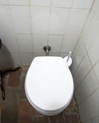 toilet, bathroom, closed