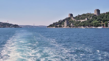 Fototapeta premium In navigazione sul Bosforo