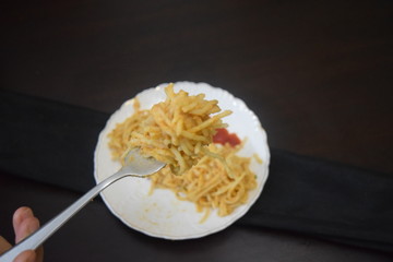 spaghetti's made in chicken mince and tomato sauce 