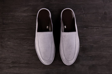 Home slippers made of natural leather, multicolored, different size and different color