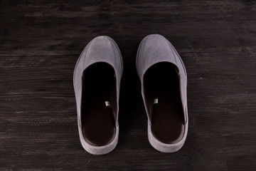 Home slippers made of natural leather, multicolored, different size and different color