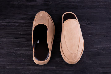 Home slippers made of natural leather, multicolored, different size and different color