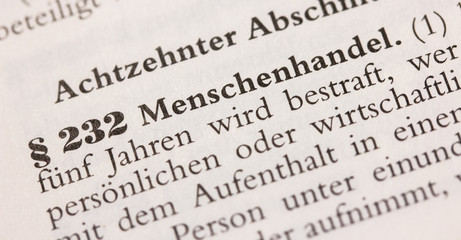Fototapeta premium Menschenhandel in § 232 StGB