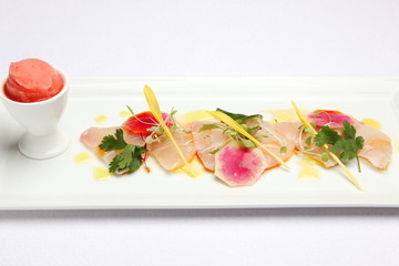 白身魚のカルパッチョ