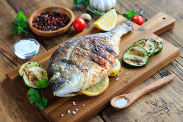 Dorade vom Grill