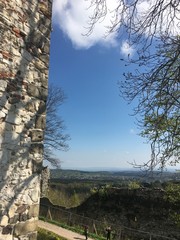 krajobraz, niebo, opoka, charakter, góra, zamek, drzew, ruina, kamienie, blękit, góra, antyczny, stary, zieleń, budowa, lato, klif, chmura, górka, mur, europa, bory, ruina, podróż, chmura © Edip