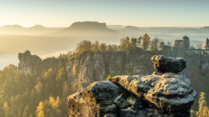 Basteiaussicht im Elbsandsteingebirge Sächsische Schweiz von der Wehlnadel