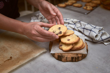 Preparing cookies at home