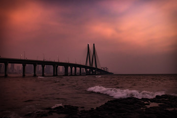 Fototapeta na wymiar Sunset on Mumbai sea link